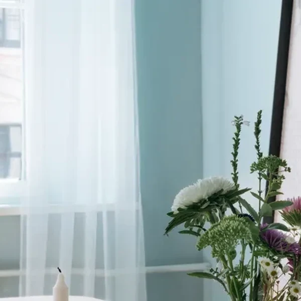 Aviva Ultra-Color SD гарантує бездоганні ультраматові стіни навіть у складних умовах освітлення. | © Litvinenko, Україна